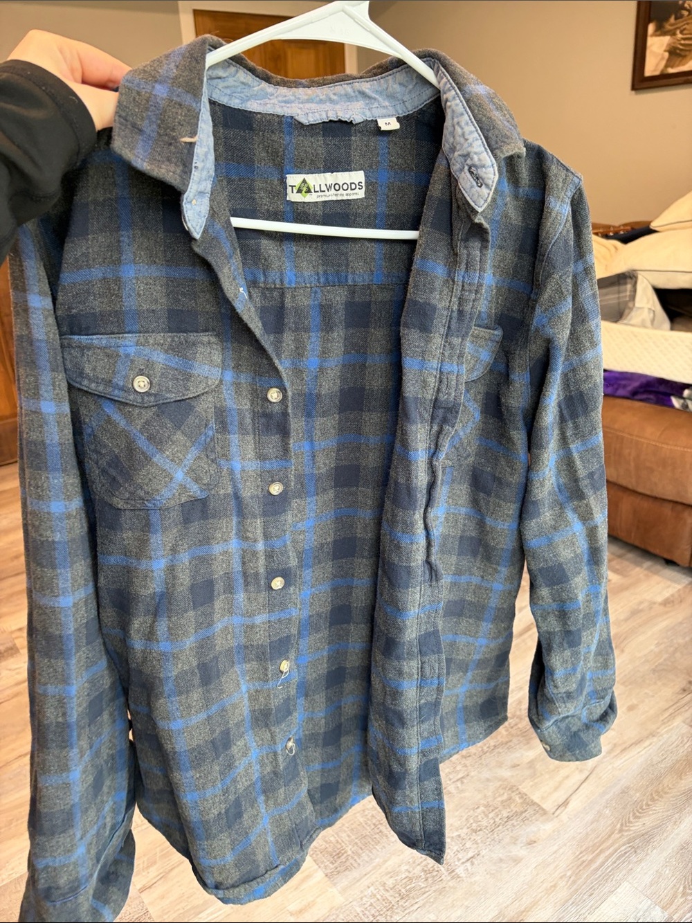 Tallwoods Men's Blue & Gray Plaid Button-Down Shirt
